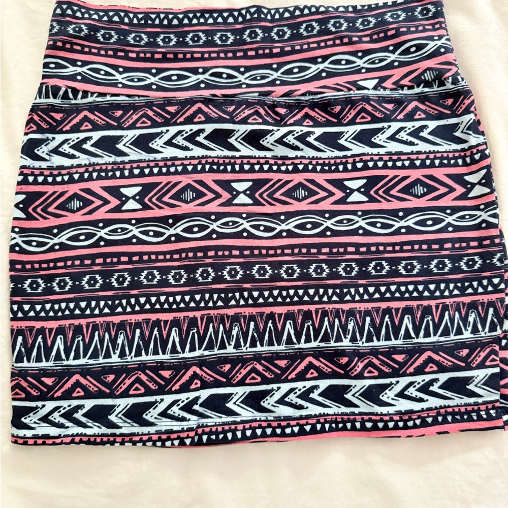 Charlotte Russe Navy and Pink Pencil Mini Skirt Sz L